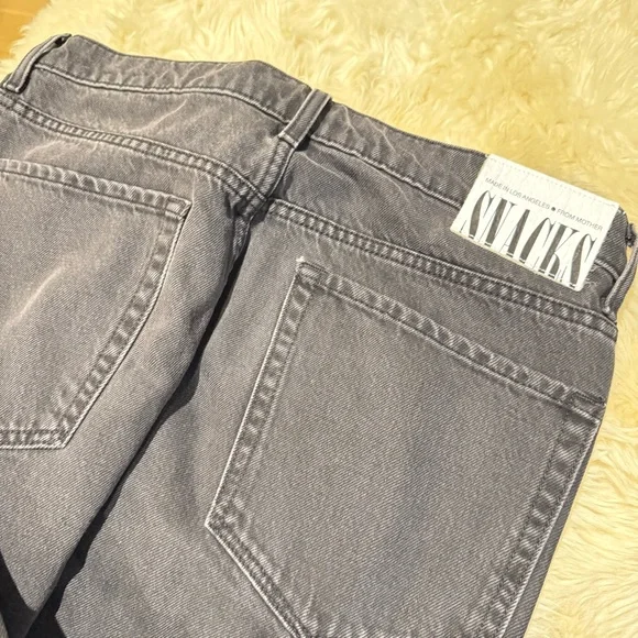 MOTHER SNACKS! The Pleated Fun Dip Puddle - Picture 9 of 16